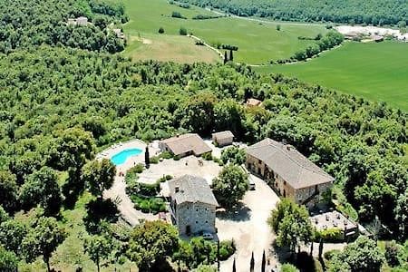Podere La Castellina Podere Poggiaccio Bagian luar foto